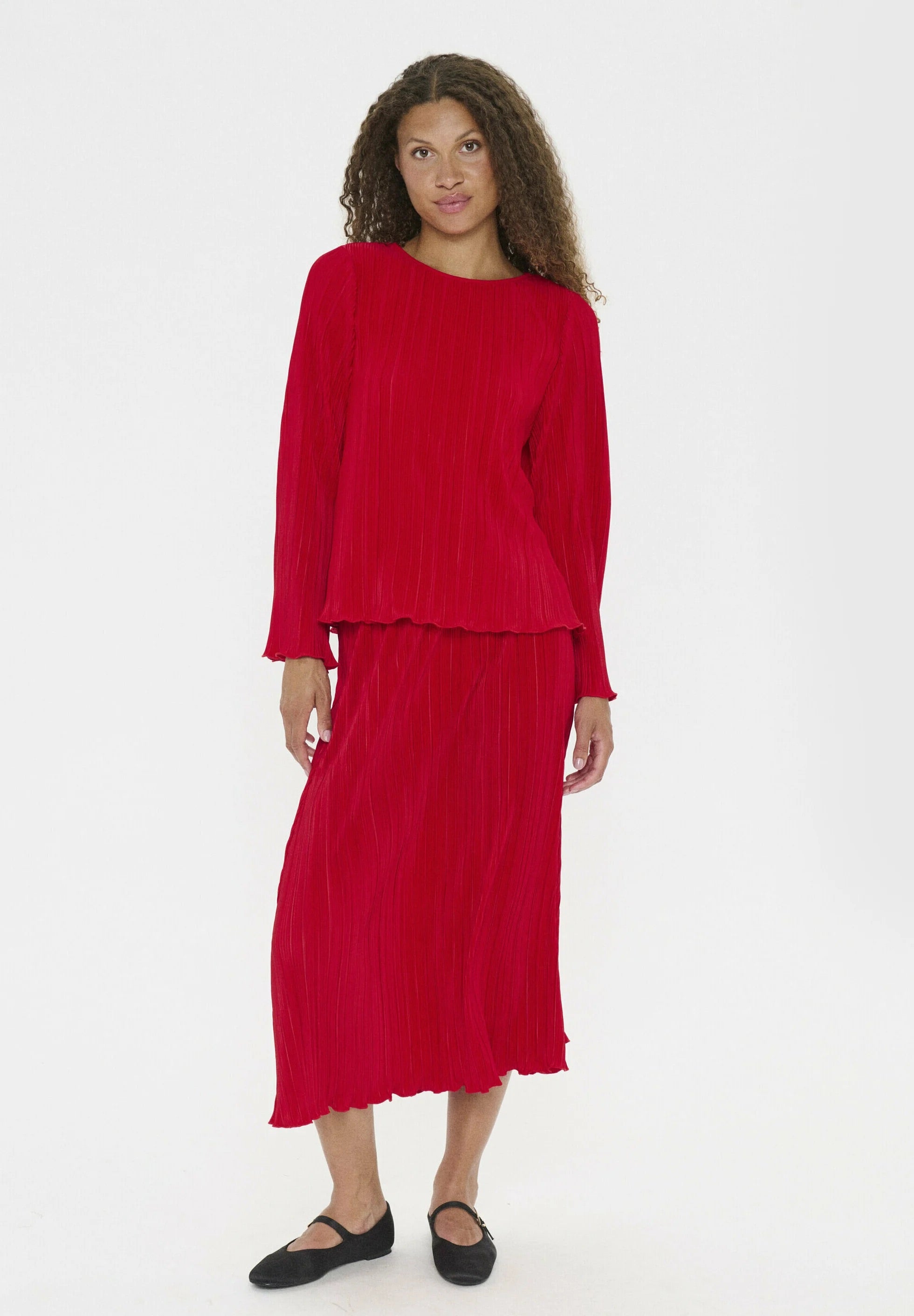 Saint Tropez ZUNISZ Pleated Blouse - Chinese Red