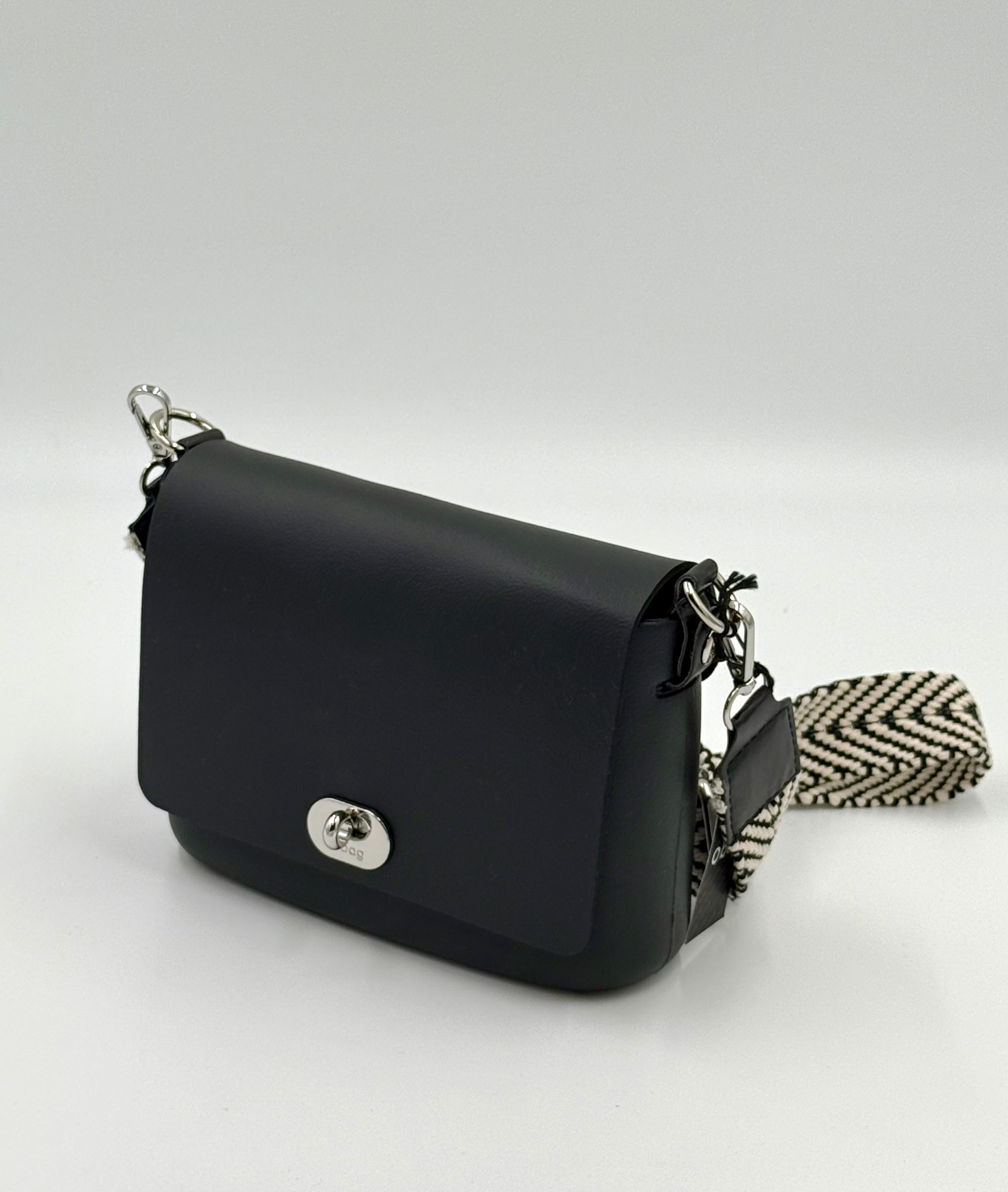 O bag O Pocket bag – elegant mini crossbody with statement strap