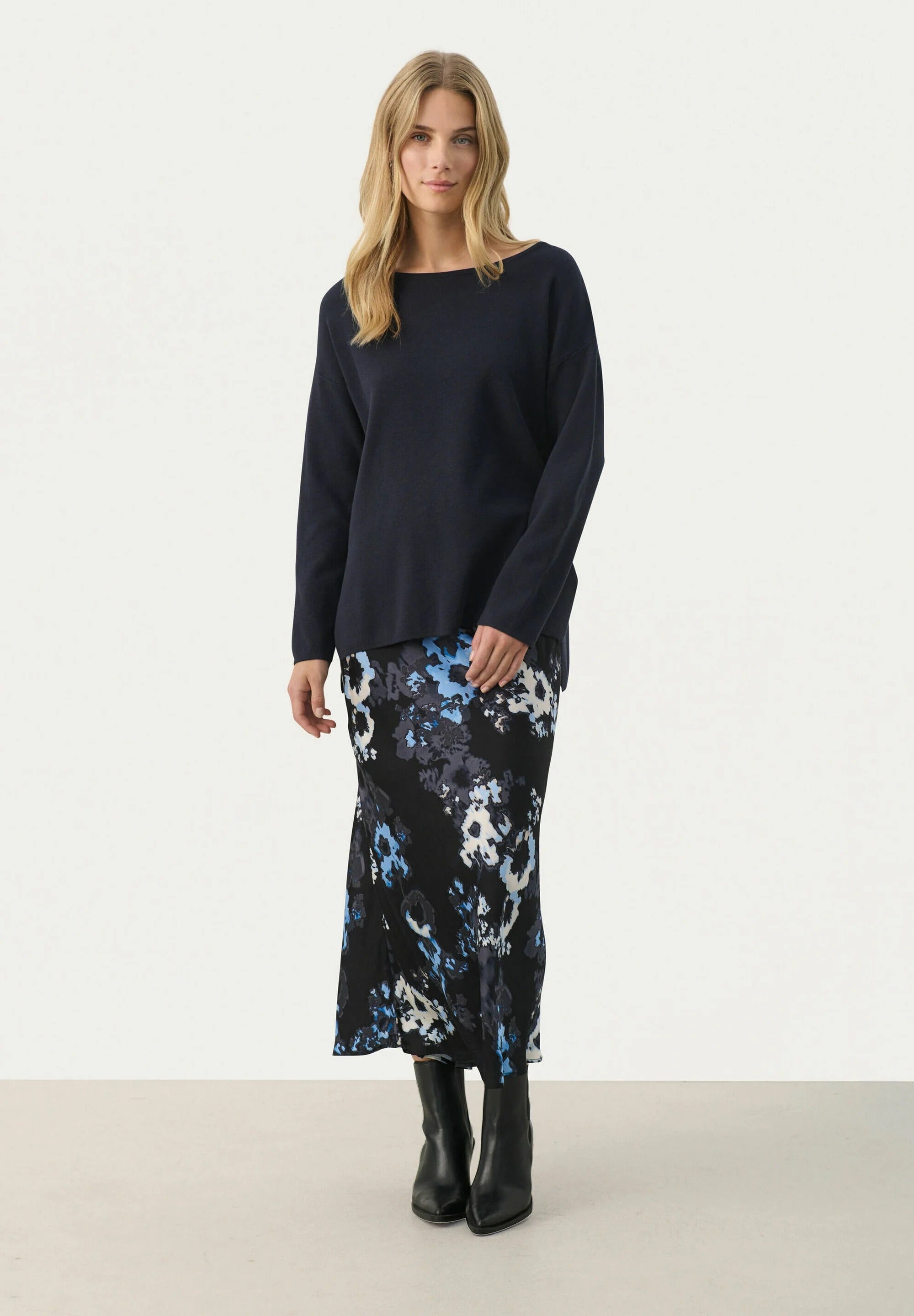 Part Two Klarra Pullover - Dark Navy Oversized Sweater